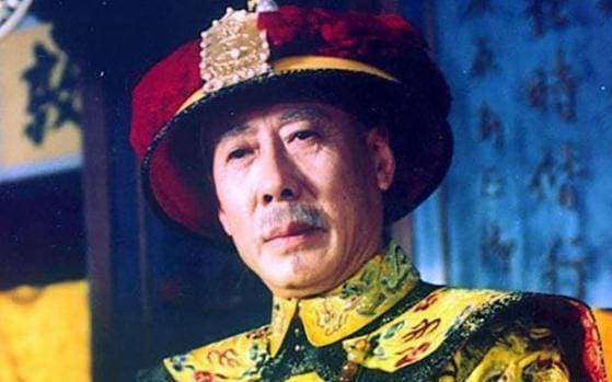 乾隆皇帝禅位后成为太上皇，那么他跟嘉庆如何用权？主要有这12点
