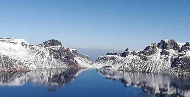 2024年五一全国名山游客量前20排名，黄山未进前十，第一名在浙江