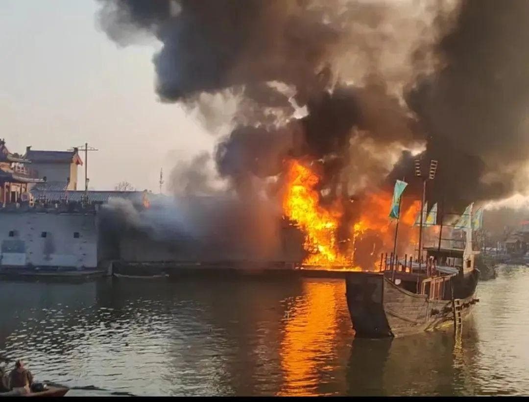 真“隔岸观火”！河南著名景区突发大火，多个景区火灾案例敲响警钟