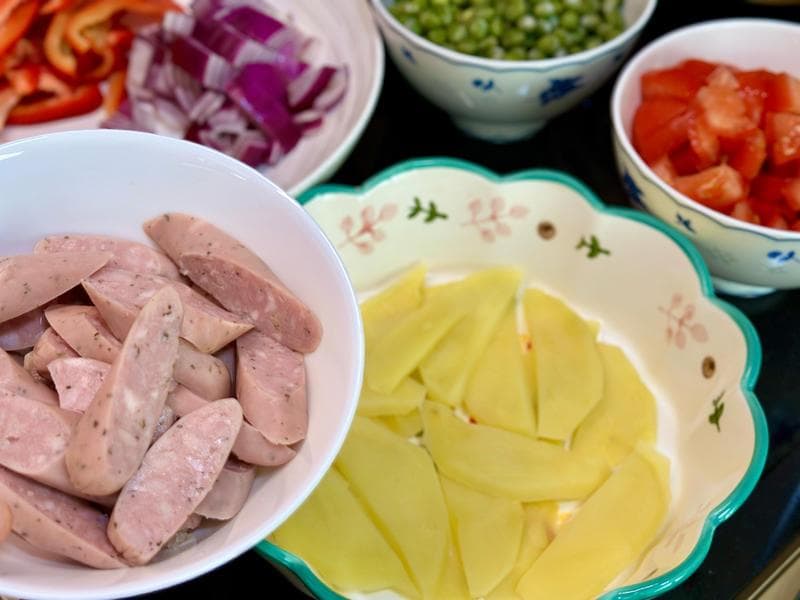 香肠炖土豆（西班牙经典名菜）