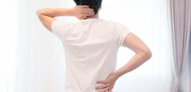 肩膀疼痛困扰睡眠？徐医生教你正确的睡姿，缓解肩膀疼痛
