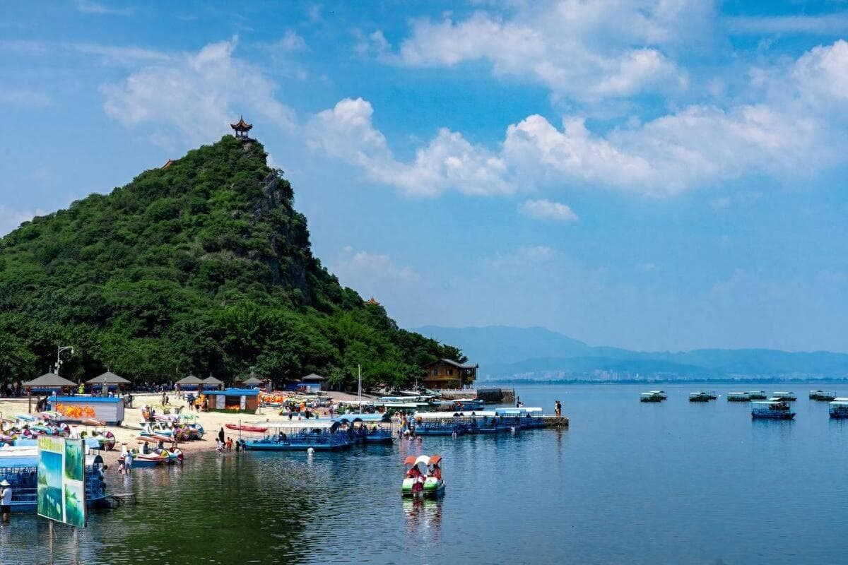 云南抚仙湖，为何会被游客称之为是云南唯一值得一去的景点？