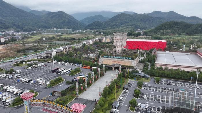 走进“中国温泉之乡”温汤镇：银发族乐享“硒”式养生