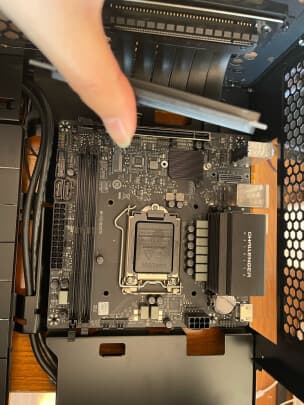 DDR4内存：向下兼容背后的硬件升级秘籍