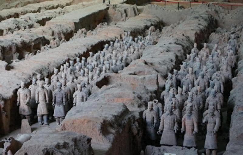 秦军武器装备揭秘：从兵马俑看秦军实战配置