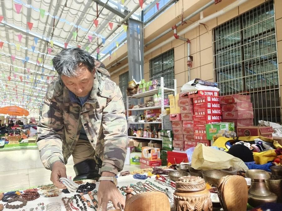 中尼边贸繁荣正在重现——记者探访中尼边境口岸