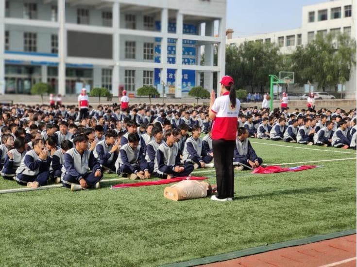 急救知识进校园！守护学生生命健康