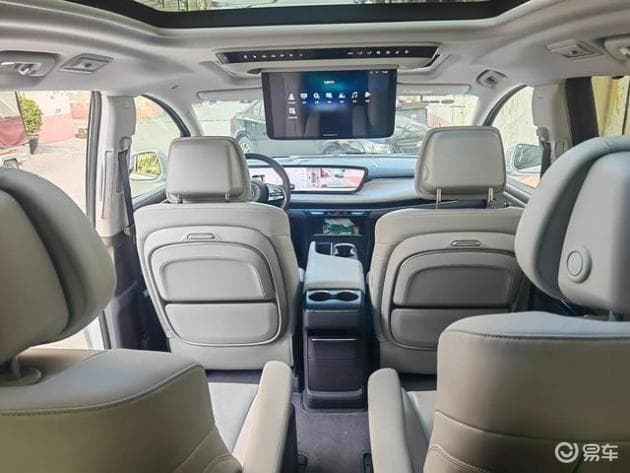 MPV vs SUV：七座车型大对决