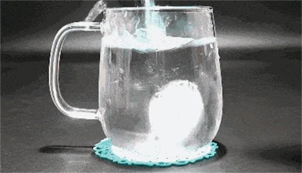 片剂掰开服用？胶囊打开冲水？贵医附院专家为您揭开用药误区