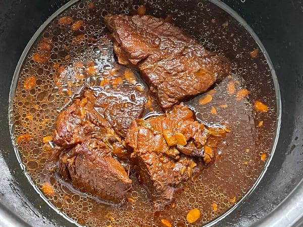 家庭版制作酱牛肉的步骤