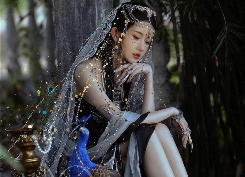 选择悲伤网名的智慧：平衡表达与格调