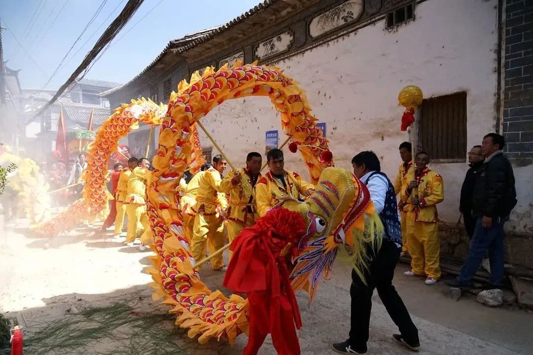 大理白族本主崇拜：神圣与欢乐交织的宗教庆典