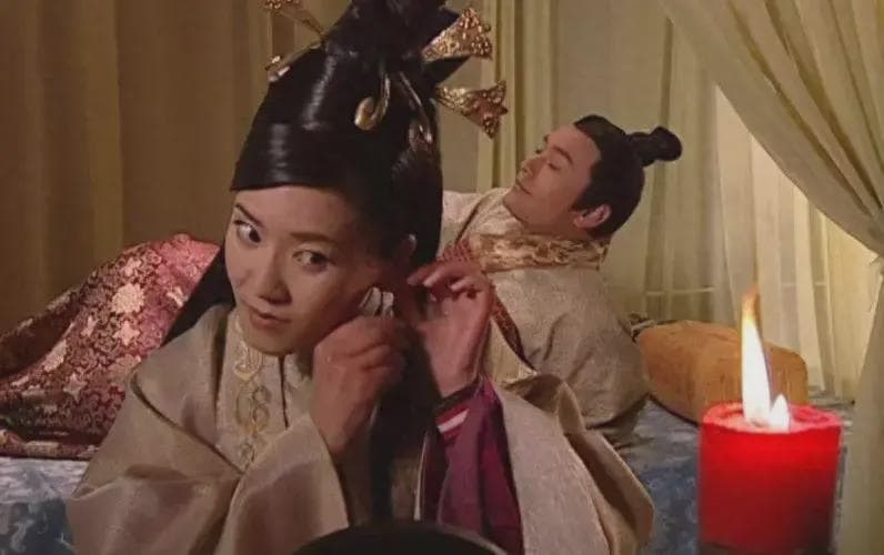 史书中说后妃“挟妇人媚道”，这“媚道”是房中术吗？