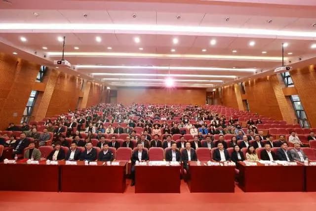上海交通大学概念验证中心联盟启动，科创加速营2024-2025学年开营