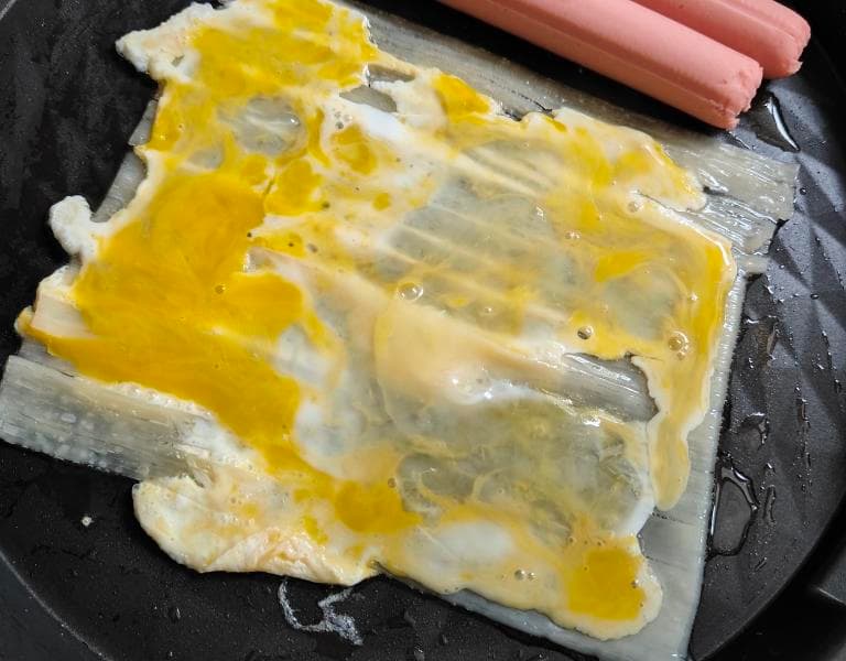 自制烤冷面：外酥里嫩，酱香四溢