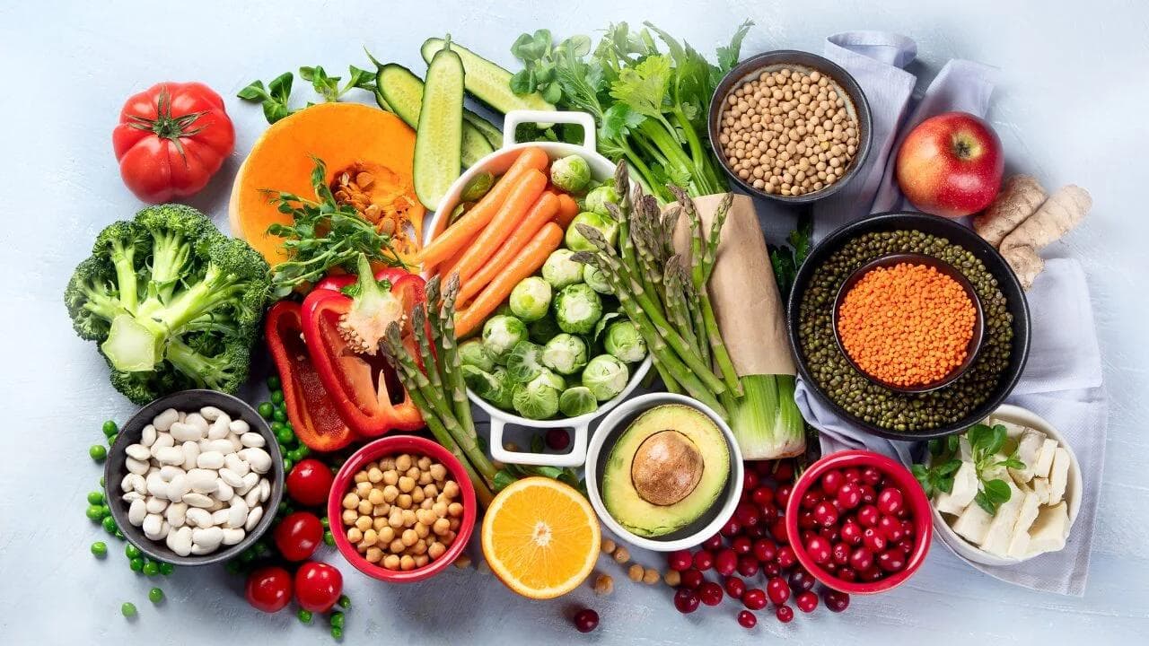 瑜伽后的黄金30分钟：8种抗炎食物加速肌肉修复