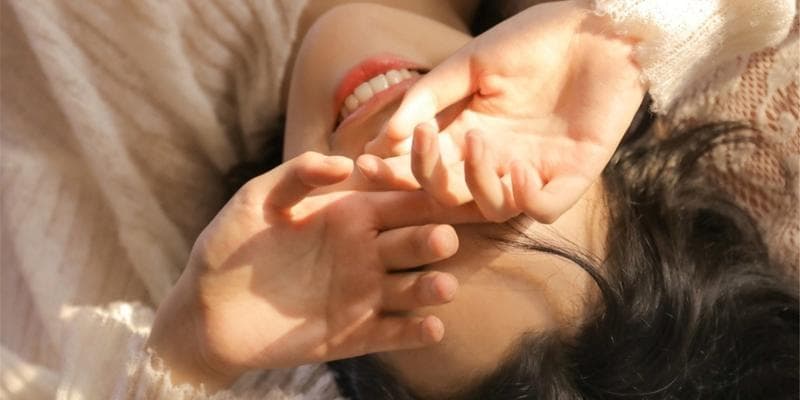 如何识别并逃离恋爱中的PUA陷阱？