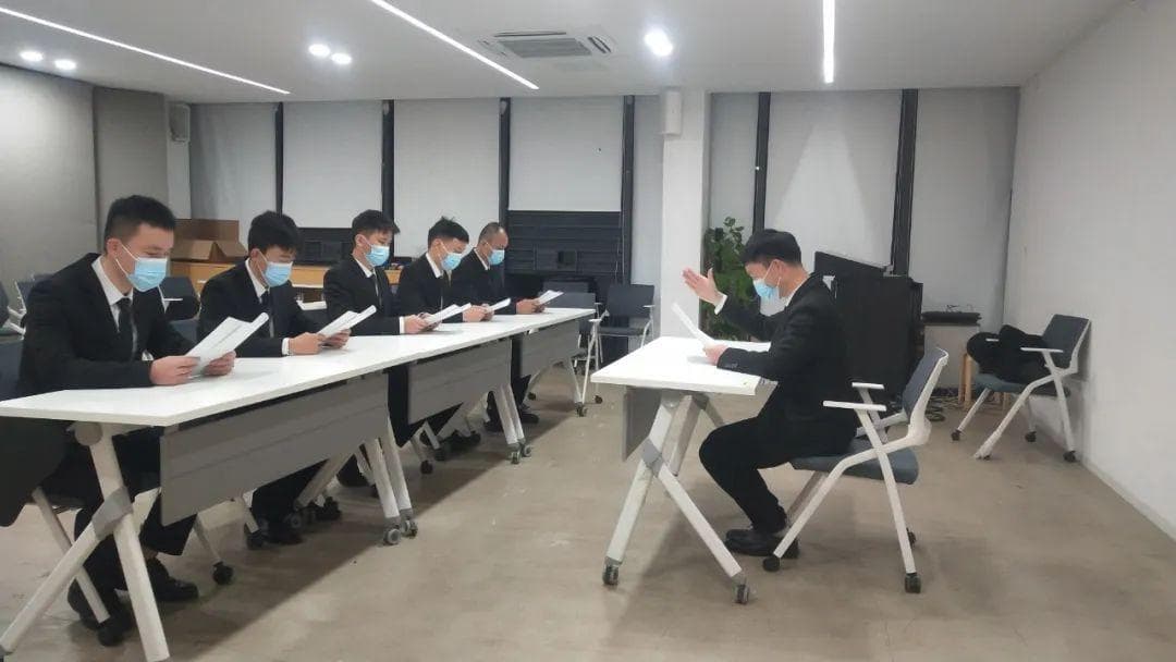 服务礼仪、反恐防暴、消防安全：友林保安全面强化培训