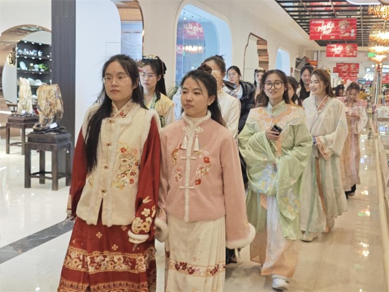 济宁任城区观音阁街道：文旅商融合，点亮夜间消费新地标