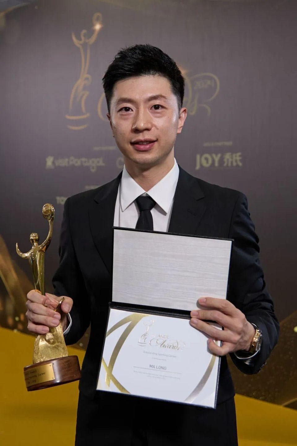 祝贺！马龙荣膺国际奥协杰出运动生涯奖