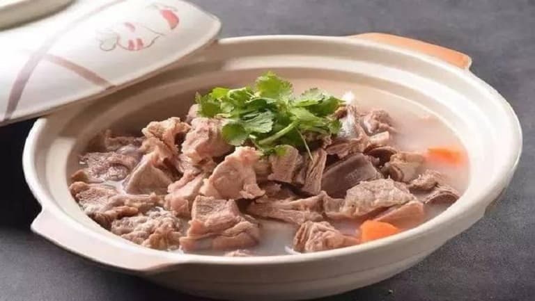 夏天吃羊肉的功效与作用、禁忌和食用方法