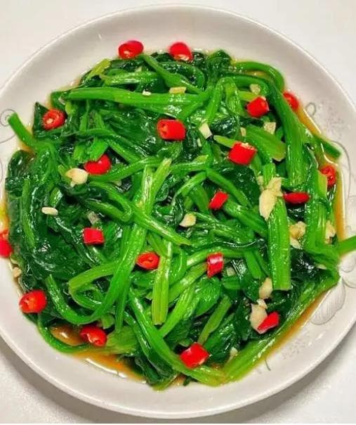 建议中老年人多吃这10种食物，保护膝盖，腿脚更利索