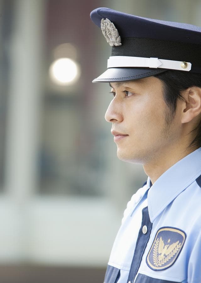 事业编警察：没有警衔、警号，到底是民警还是辅警？