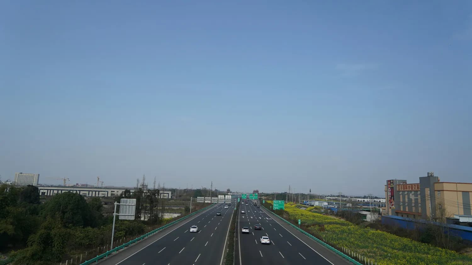 西安高新至鄠邑高速复合通道：构建西南交通大动脉