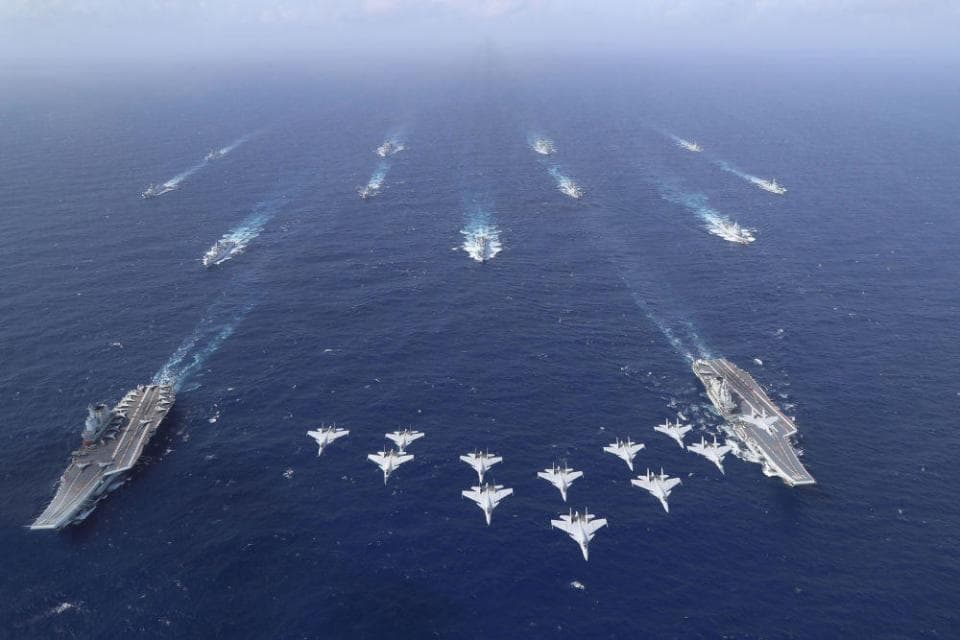 双“舰”合璧！中国首个双航母战斗群横空出世