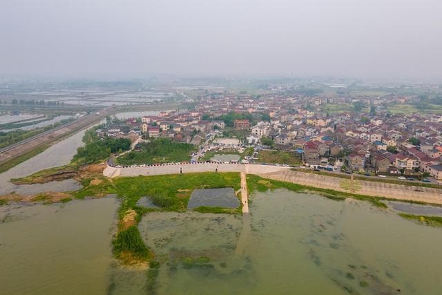 南京700年古渔村诸家村：石臼湖畔的"天空之镜"
