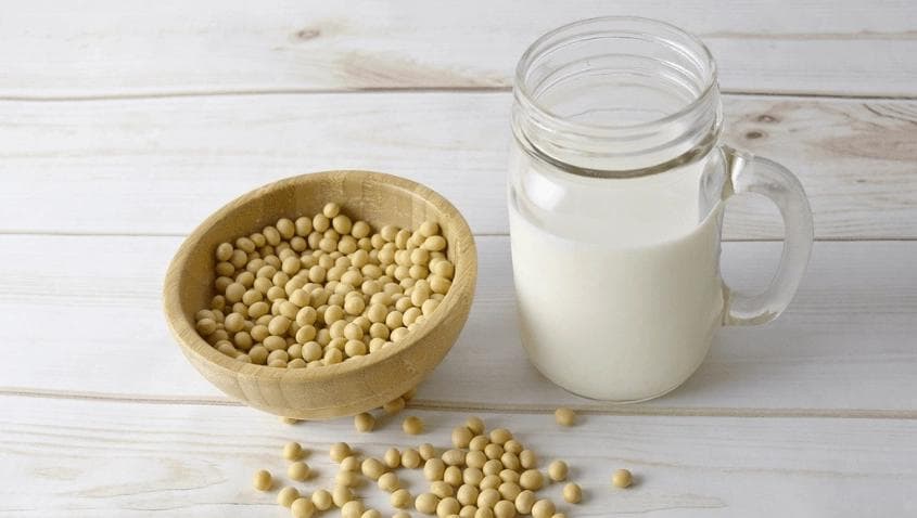 豆浆的功效与禁忌：乳糖不耐症、更年期人士的健康饮品