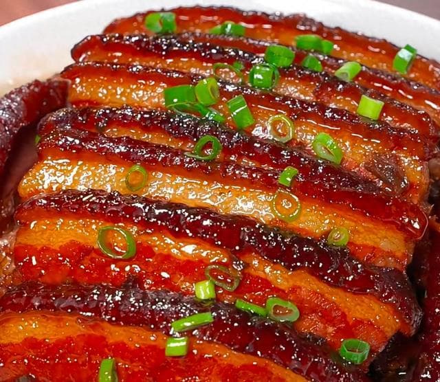 五花肉超绝的四种做法，肥而不腻，鲜嫩多汁，香迷糊啦！