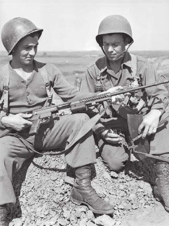 M1941轻机枪：美军在二战中的秘密武器为何鲜为人知？