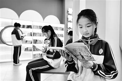 阅读教学应做到"读思言"结合