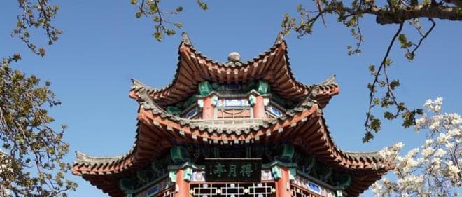 济南老城区一日徒步游攻略：从解放阁到趵突泉，再到大明湖