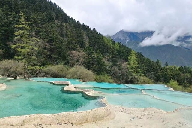 黄龙景区门票价格及优惠政策公布，每日限流2.5万