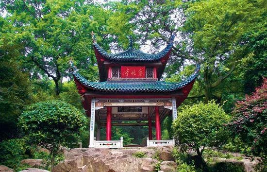 停车坐爱枫林晚，并不是写于长沙岳麓山