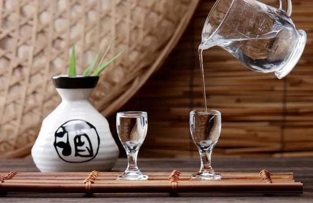 潜水过程中何时可以饮酒——酒精对潜水的影响