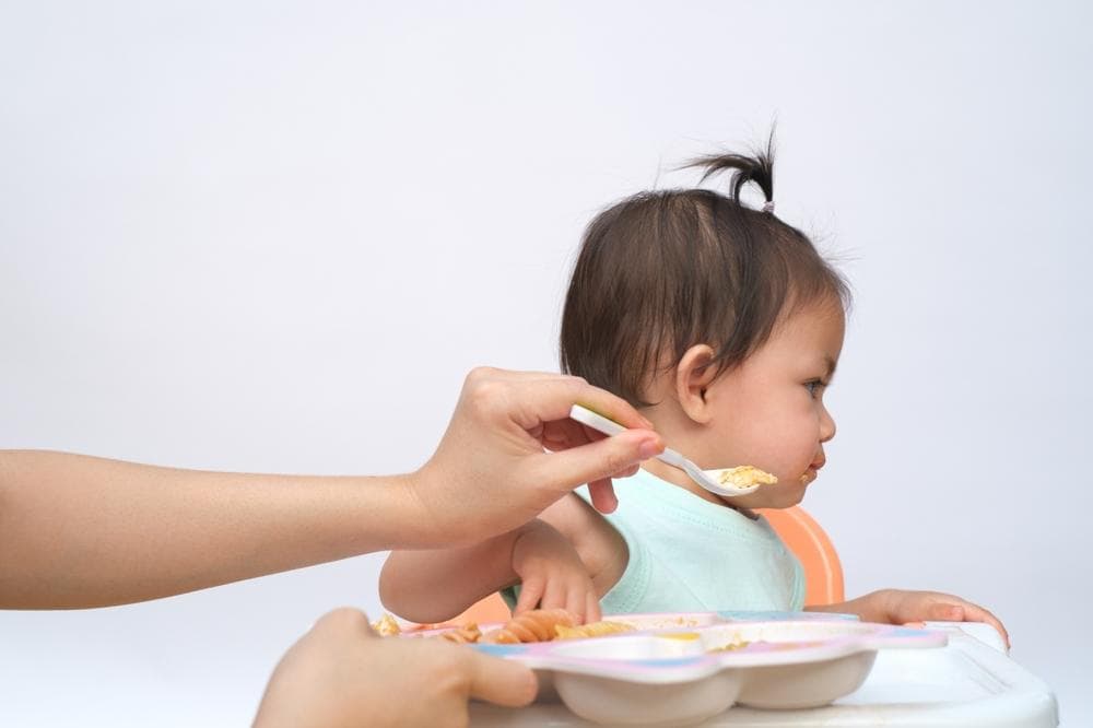 让宝宝好好吃饭：偏食、不愿自己吃、不愿分享怎么办？