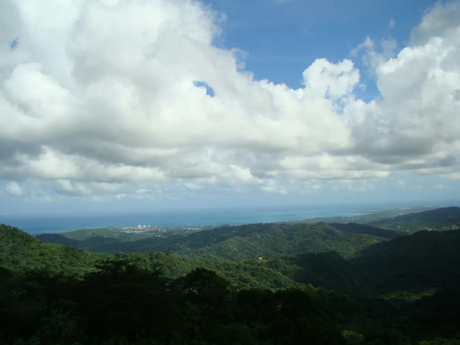 海南还是哈尔滨？2025春节旅游必选攻略