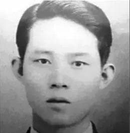 台湾王永庆16岁卖米起家，用一招让回头客疯狂掏钱！齐名李嘉诚