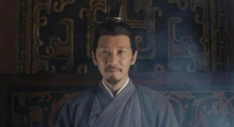 三国乱世里，他是真正的王佐之才，却最终书写一曲忠魂悲歌