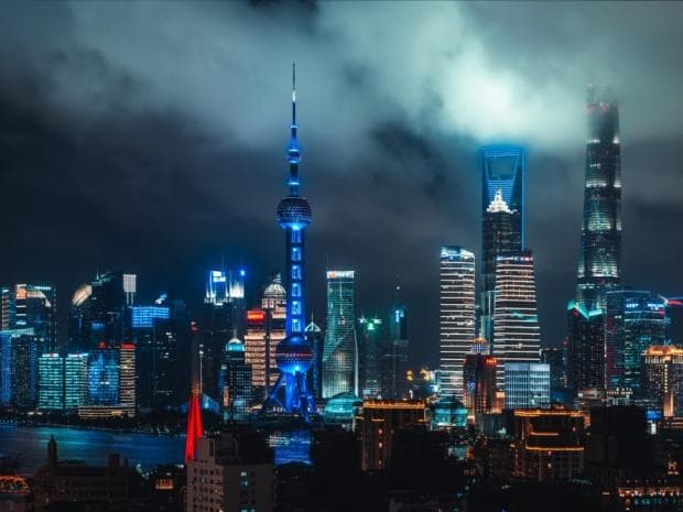济南CBD5座超高层已全部封顶，济南CBD发展如何影响房价？
