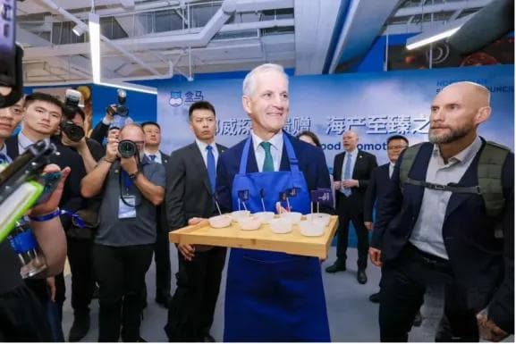 挪威首相访华“带货”三文鱼，挪威海产如何占领全球市场？