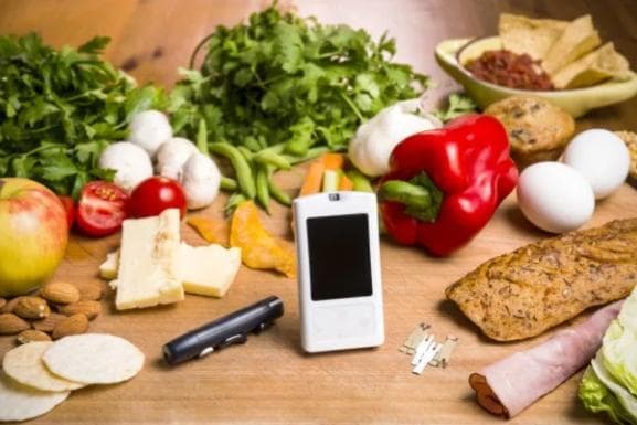 糖尿病饮食全攻略：从食材到误区，一文读懂科学控糖
