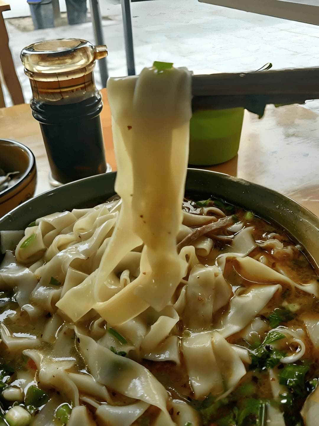 外地人眼中的阆中羊杂面和牛肉面，是什么样的？