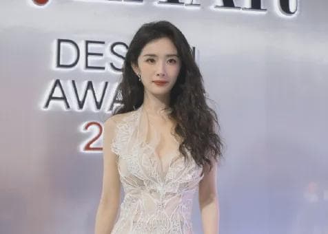 2024年杨幂新作《生万物》受到争议，转型路在何方？
