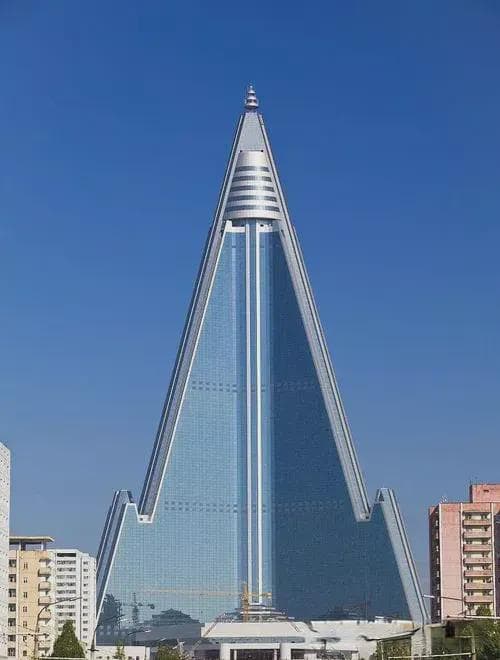 朝鲜神秘的柳京饭店，建成30多年却不开张，背后隐藏着什么秘密