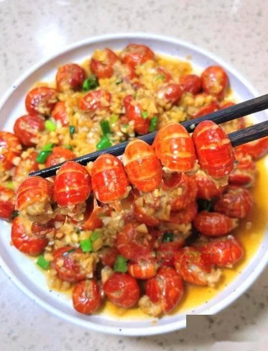 分享虾尾的四种家常做法，鲜香入味，美味到舔手指