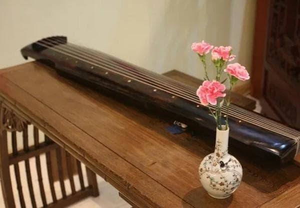 古琴演奏如何捕捉与再现那抹深邃的“古味”